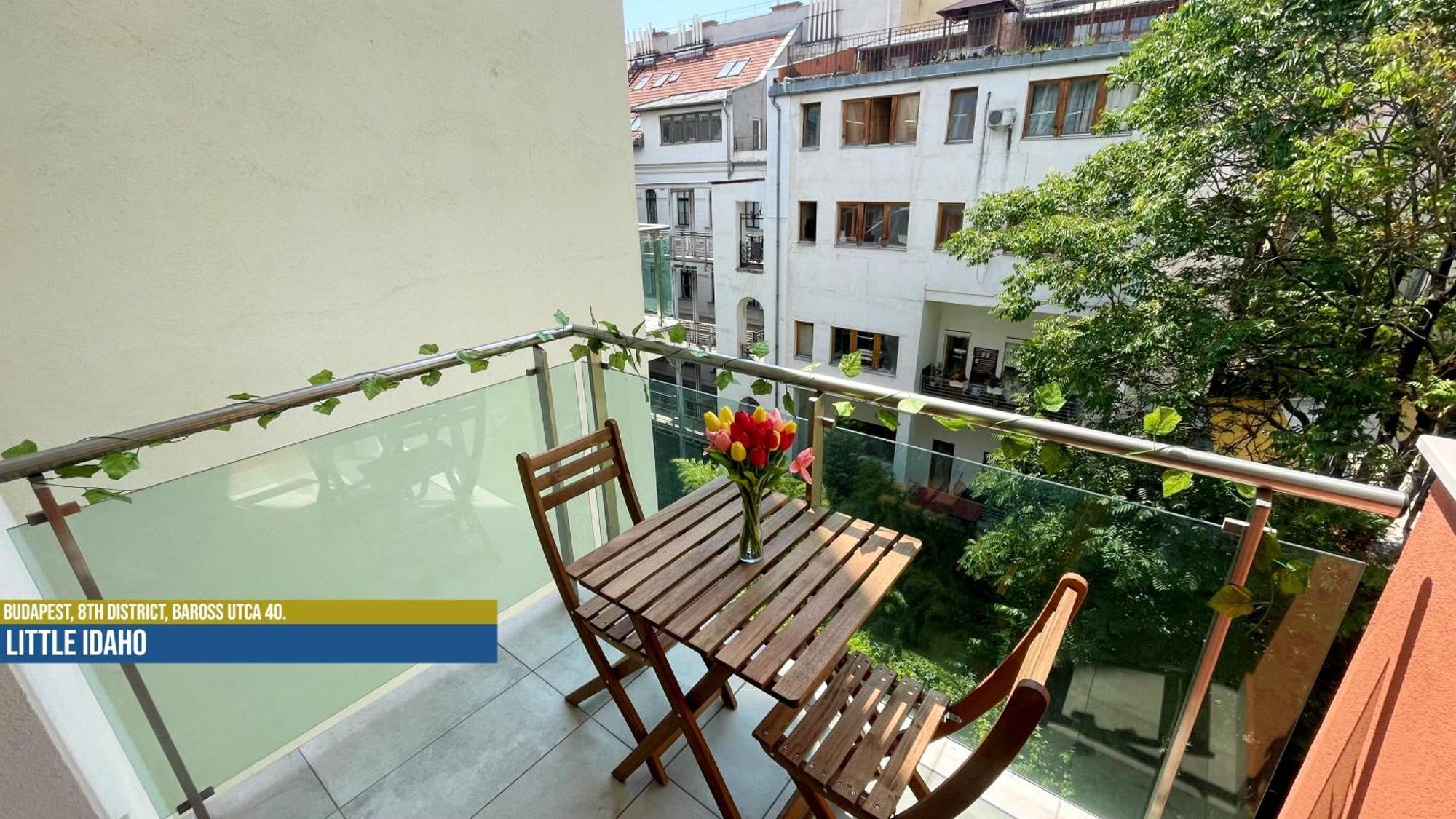 Little Americas North West Apartments Budapesta Exterior foto
